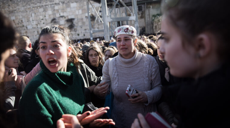 « Exaspérant et bouleversant » : les mouvements juifs libéraux condamnent la décision du Premier ministre israélien de ne pas mettre en œuvre l'accord du Mur Occidental
