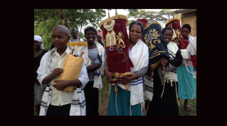 Israël rejette à nouveau la demande de citoyenneté d'un Juif ougandais, malgré une décision de justice reconnaissant les conversions non orthodoxes effectuées en Israël