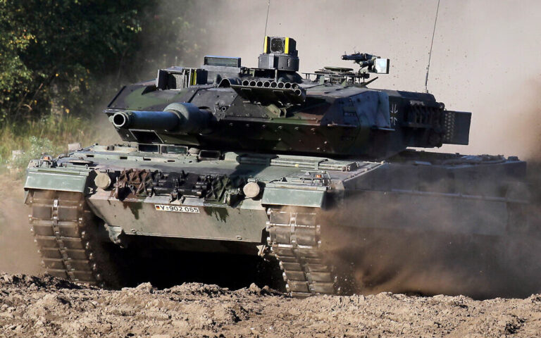 Le fabricant d'armes israélien Elbit signe des accords internationaux d'une valeur de plus de 150 millions de dollars