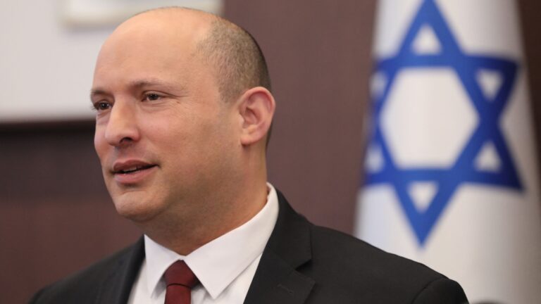 Naftali Bennett ne se présentera pas aux prochaines élections en Israël