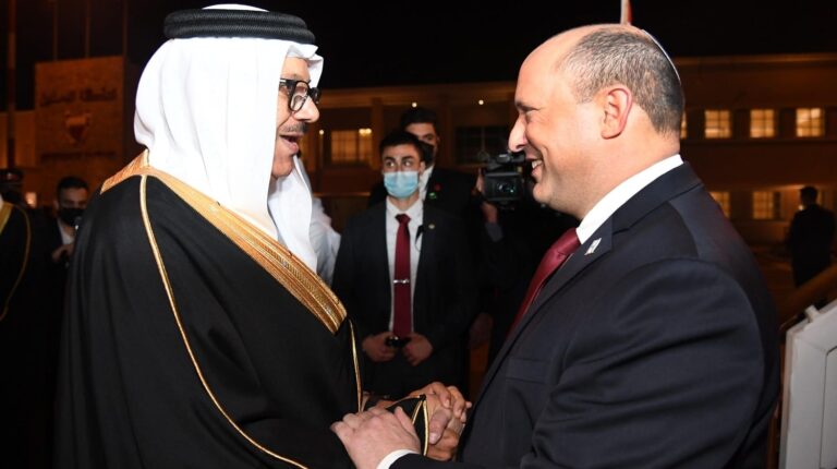 Une première pour un Premier ministre israélien, Naftali Bennett en visite à Bahreïn