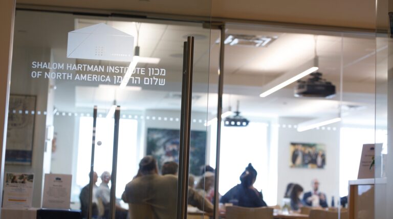 Une société de marketing qui travaille avec des groupes juifs, Big Duck, a rejeté un client potentiel en raison de ses liens avec Israël
