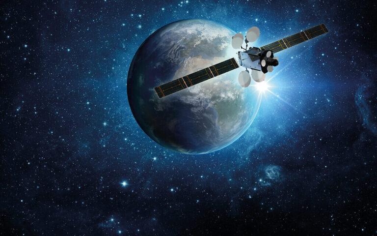 Le ministère de la Défense a déclaré vouloir bloquer la vente d'une société satellite à un allié d'Orban