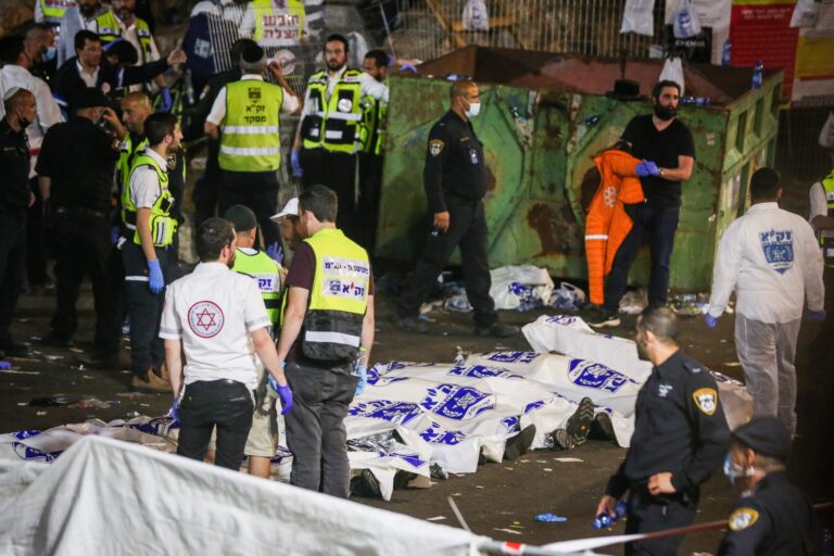 Au moins 45 personnes sont mortes dans une bousculade lors de la célébration de la fête de Lag b'Omer en Israël
