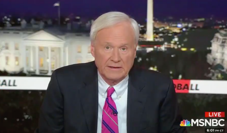 Chris Matthews de MSNBC s'excuse d'avoir comparé la victoire de Bernie Sanders au Nevada à l'invasion nazie