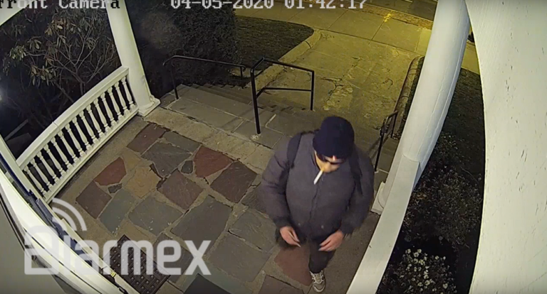 Le centre Habad de la région de Boston vandalisé par des graffitis russes