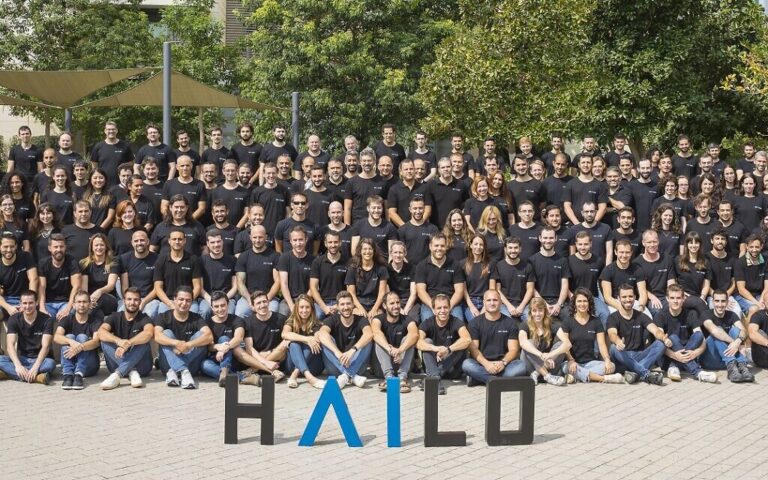 Le fabricant israélien de puces AI Hailo devient la nouvelle "licorne" après un investissement de 136 millions de dollars