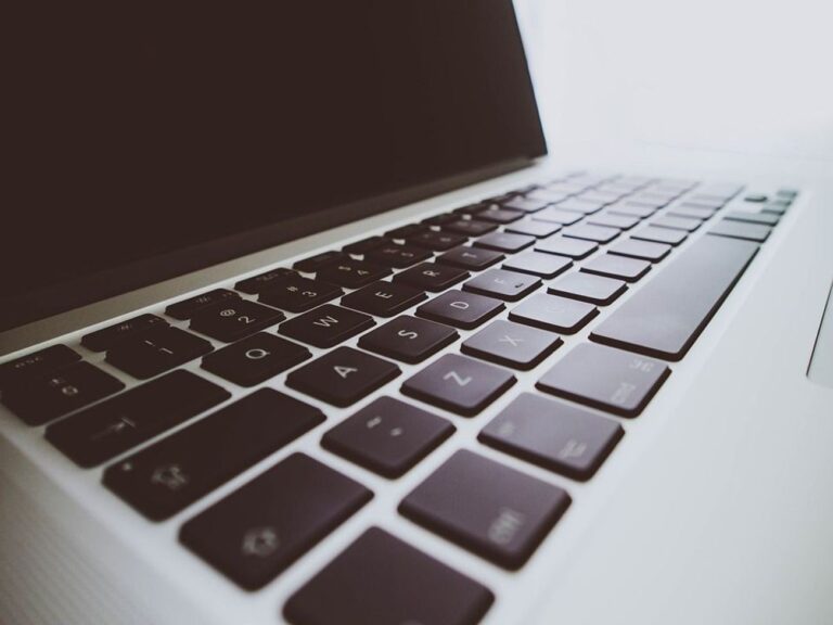 Le site Web nationaliste blanc pourrait être abandonné par le fournisseur de la page Web