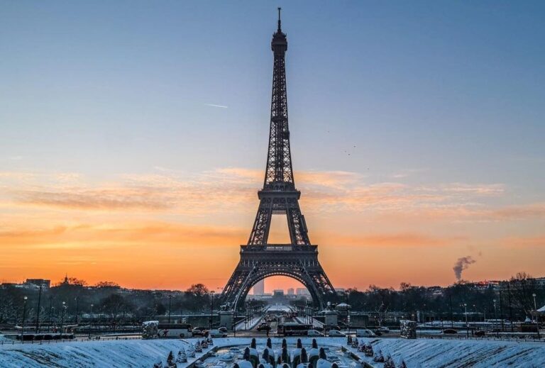 Les passagers du métro de Paris arrêtent le harcèlement anti-juif