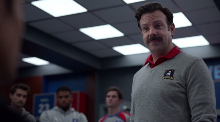 Tu parles de pratique ?  Comment 'Ted Lasso' et Allen Iverson expliquent le tollé suscité par le retrait du règlement de Ben & Jerry