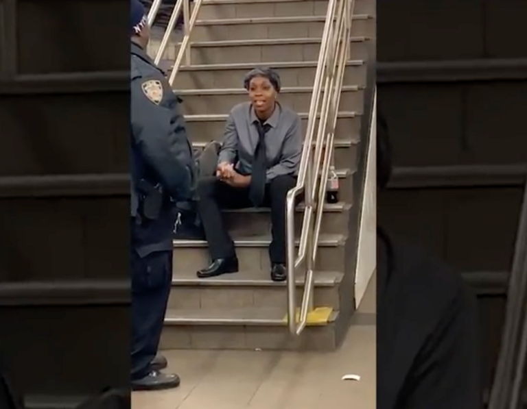 Une femme inculpée de crime de haine dans l'attaque du métro contre un étudiant israélien
