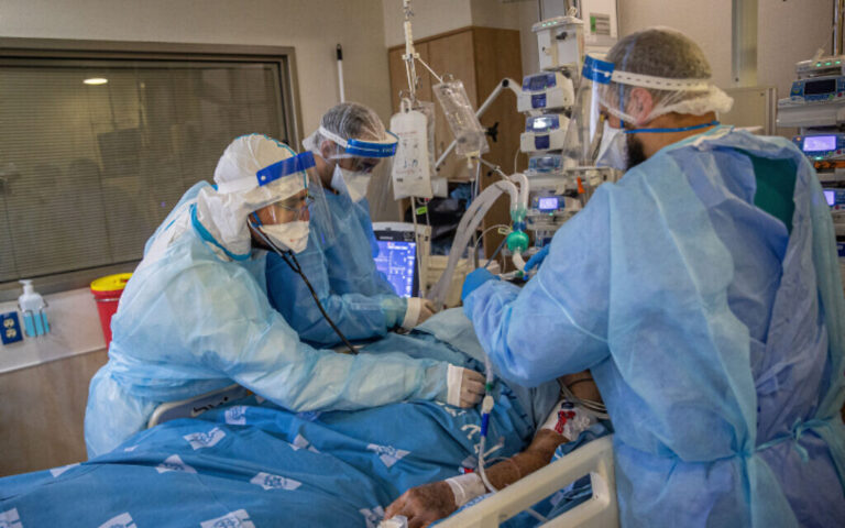 Étude : La récupération du COVID a donné aux Israéliens une défense Delta plus durable que les vaccins