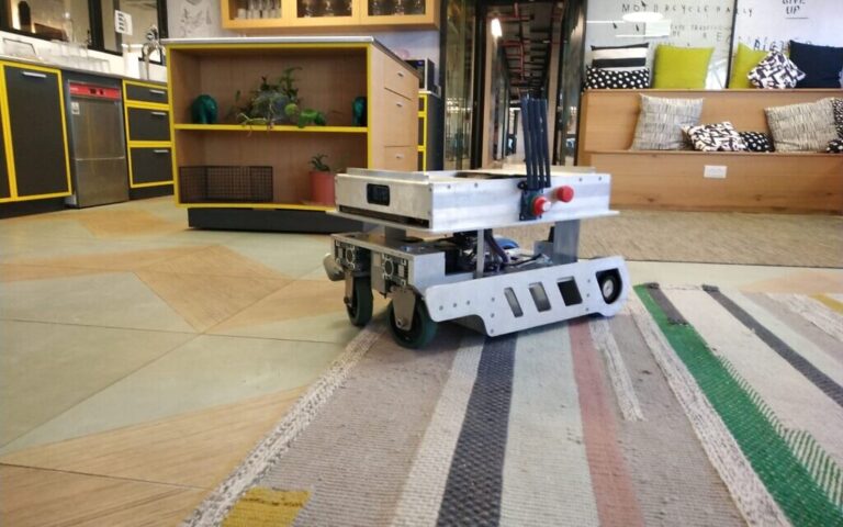 Des robots de distribution de médicaments déployés dans le plus grand hôpital d'Israël pour réduire l'attente de chimio