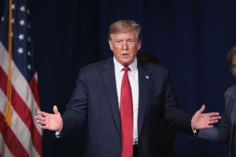 Donnez à Trump le bénéfice du doute - vous le donnez aux démocrates tout le temps.