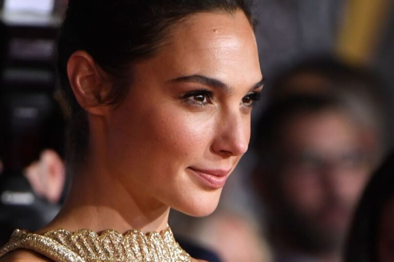 Gal Gadot : Je montre ma fierté israélienne en réponse à l'antisémitisme