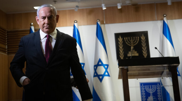 Netanyahu à nouveau pressenti pour former un gouvernement israélien sans chemin clair vers la majorité