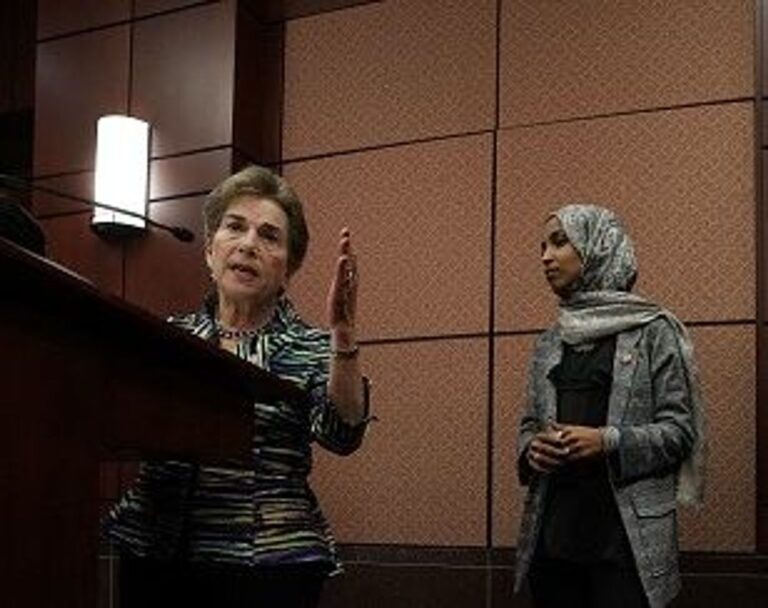 Omar et une députée juive appellent à un front uni contre le nationalisme blanc