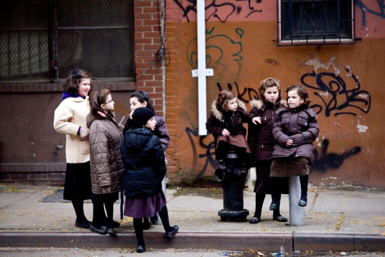 Une école juive de Brooklyn installe des portes pare-balles pour contrecarrer les tireurs potentiels