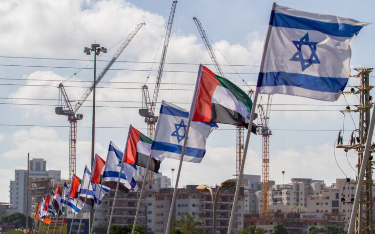 Israël et les Émirats arabes unis signent une convention fiscale pour encourager les investissements et stimuler la coopération économique