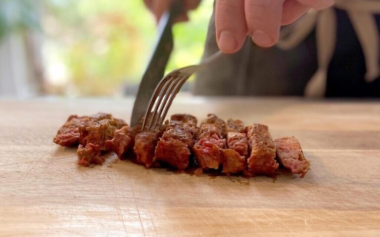 Chunk Foods obtient 2 millions de dollars pour développer des coupes entières de viande alternative par fermentation