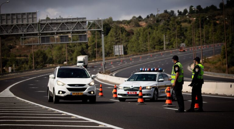 Israël inaugure Yom Kippour avec des cas record de COVID, des restrictions strictes et des excuses du gouvernement