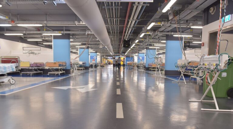 L'armée israélienne ouvre deux salles de coronavirus pour les civils à l'hôpital Rambam à Haïfa