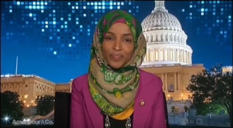 Les démocrates juifs critiquent Ilhan Omar pour avoir dit que l'AIPAC achète un soutien pro-israélien