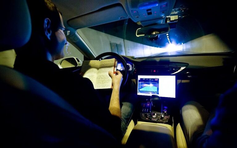 Toyota choisit Mobileye, le ZF allemand pour la technologie d'assistance à la conduite