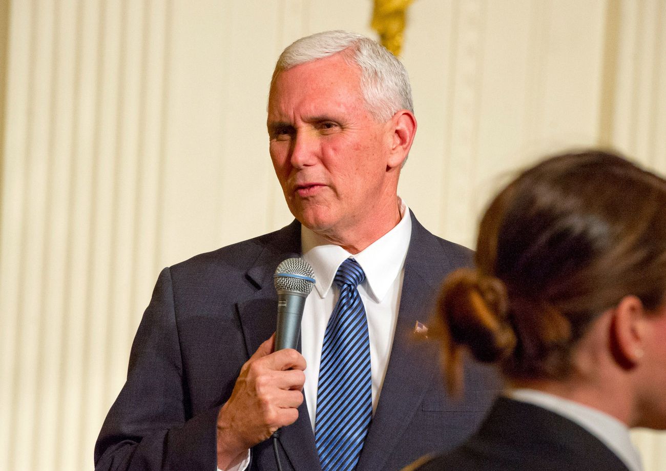 REGARDER : "Les actes d'antisémitisme doivent cesser", déclare Pence