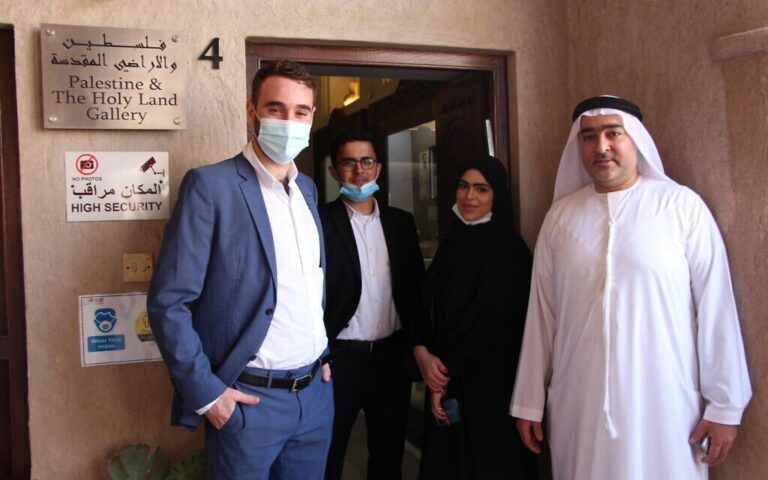 Au hackathon, espoirs de nouveaux liens entre jeunes Israéliens et pairs arabes