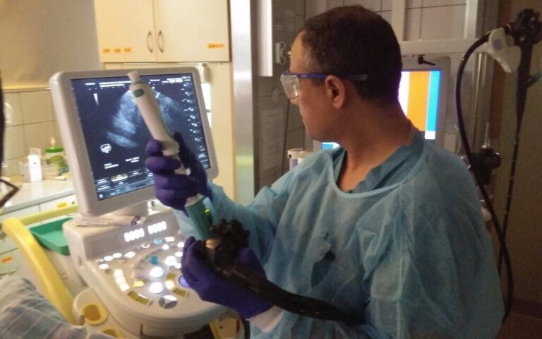 Forage de tissus pour les biopsies, startup yeux meilleurs échantillons de tumeurs