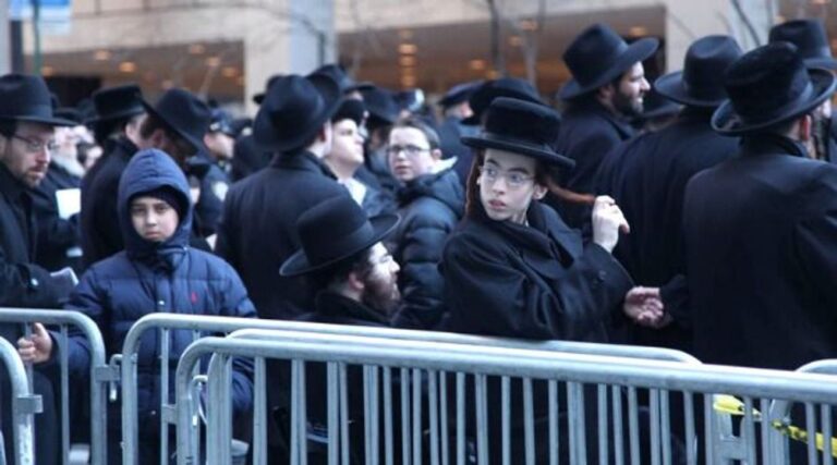 Des New-Yorkais en tenue religieuse victimes de harcèlement "rampant"