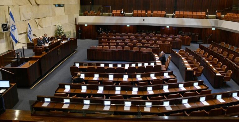 La Knesset ferme ses portes alors qu'un législateur est testé positif au COVID-19