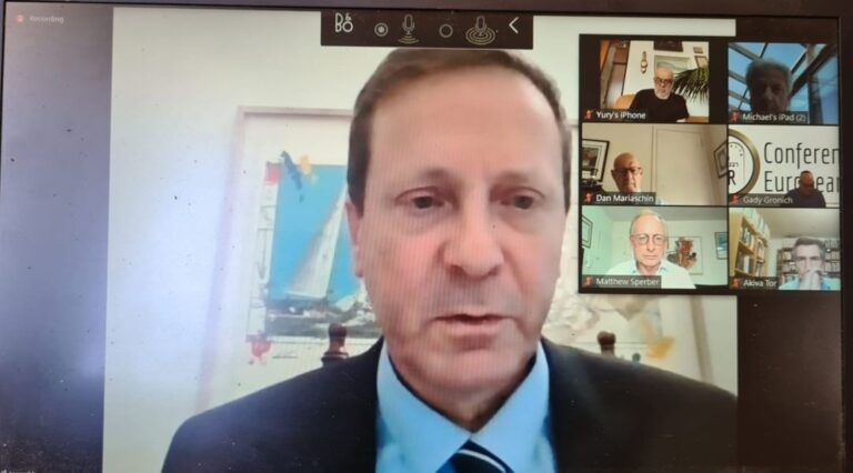 Les dirigeants juifs du monde entier se réunissent en visioconférence pour répondre aux besoins de la communauté après le coronavirus