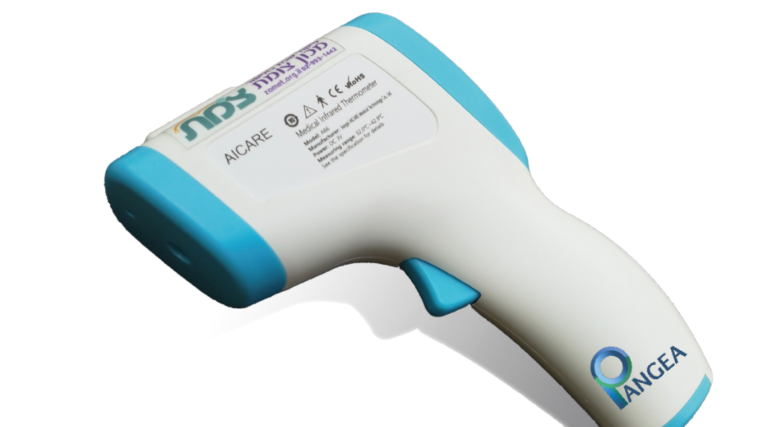 Les rabbins israéliens sont divisés sur les contrôles de température le Shabbat, un outil pour arrêter la propagation de la maladie