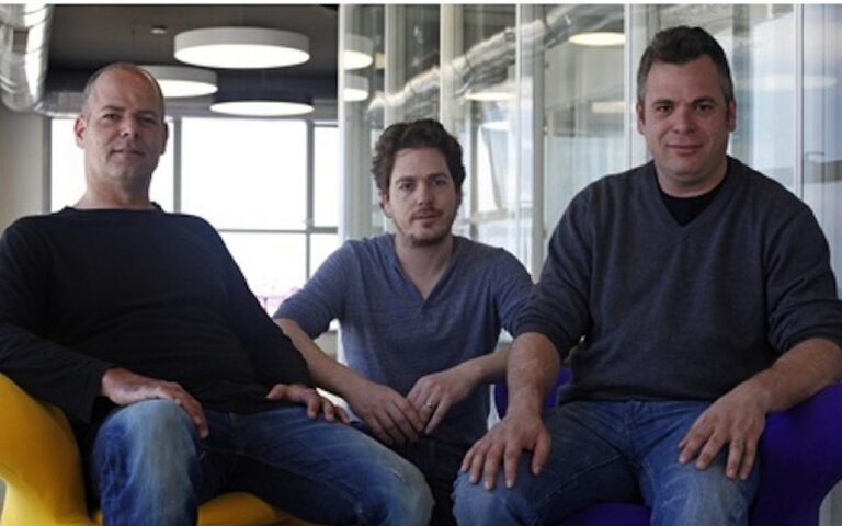 Les revenus du créateur Web Wix grimpent à près d'un milliard de dollars alors que le virus envoie les entreprises en ligne