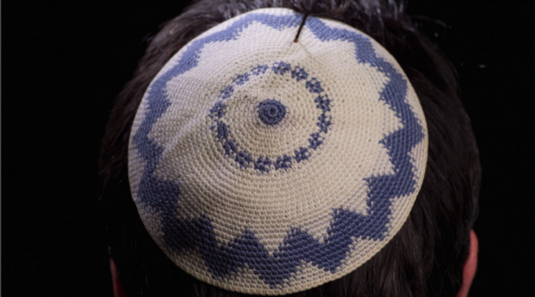 Ne portez pas de kippa en public, avertit un dirigeant juif allemand