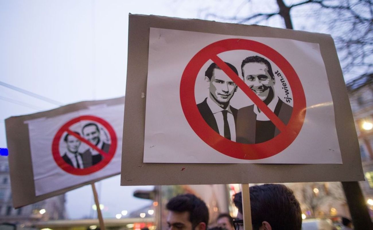 Recueil de chansons antisémites lié aux dirigeants d'extrême droite autrichiens