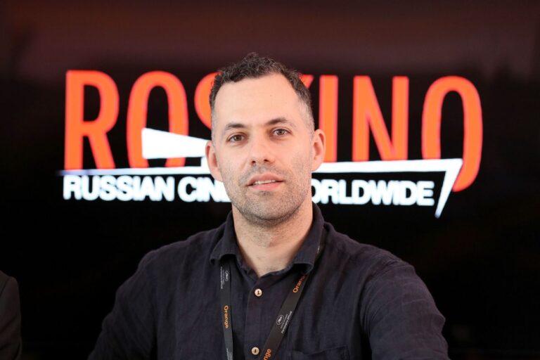 Vous voulez comprendre la Russie de Poutine ?  Lisez « Habillé pour une émeute ».