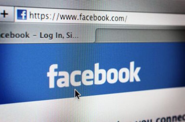 Facebook a autorisé les publicités à cibler les utilisateurs qui ont aimé "Comment brûler des juifs"