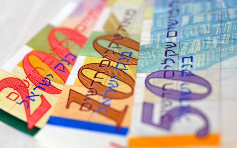 Le shekel continue de gagner du dollar, écartant l'ombre des élections