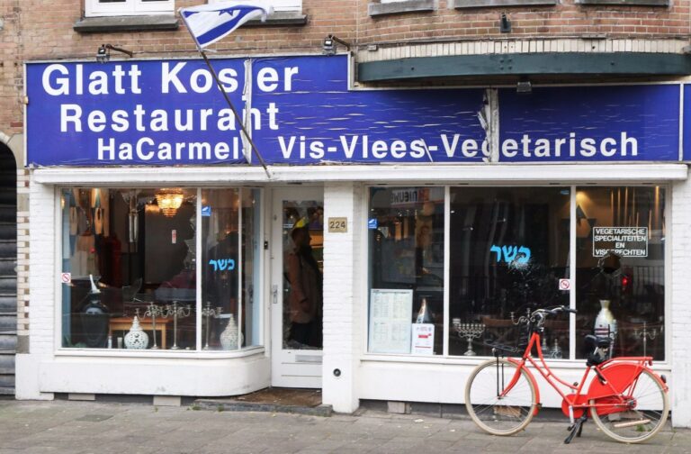 Les fenêtres du restaurant casher brisées quelques heures avant l'annonce de Jérusalem par Trump