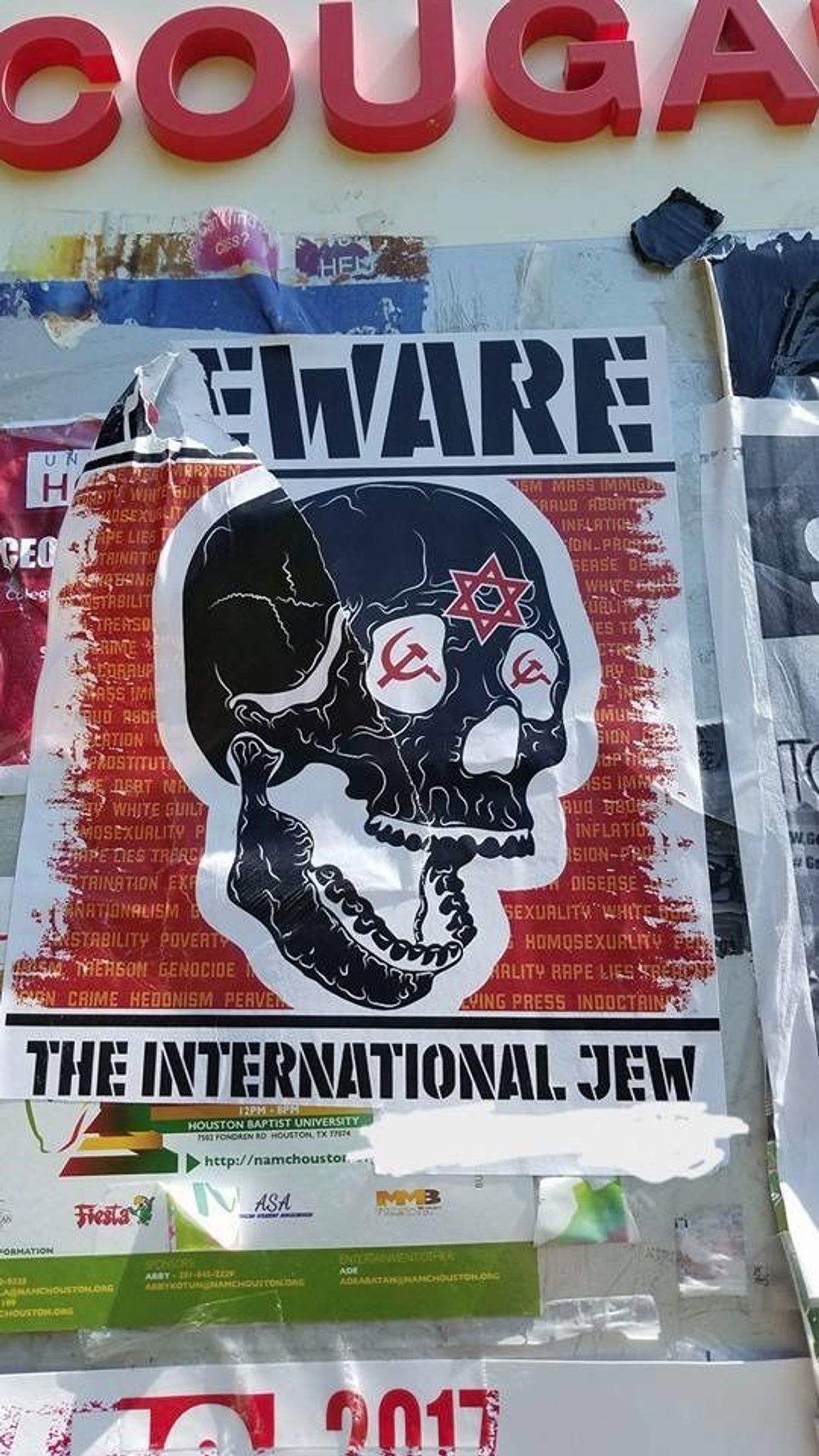 L'université de Houston recouverte d'affiches antisémites