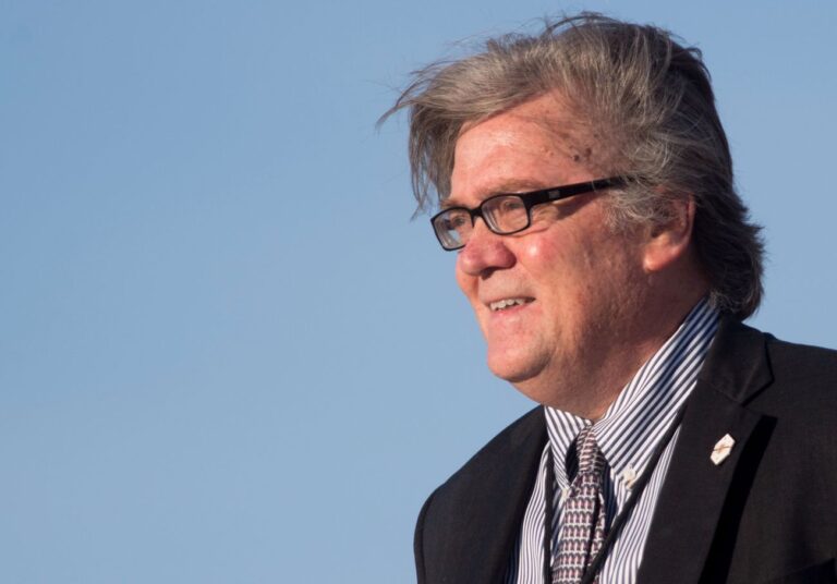 Traiter Steve Bannon d'antisémite n'est pas seulement faux.  C'est dangereux.