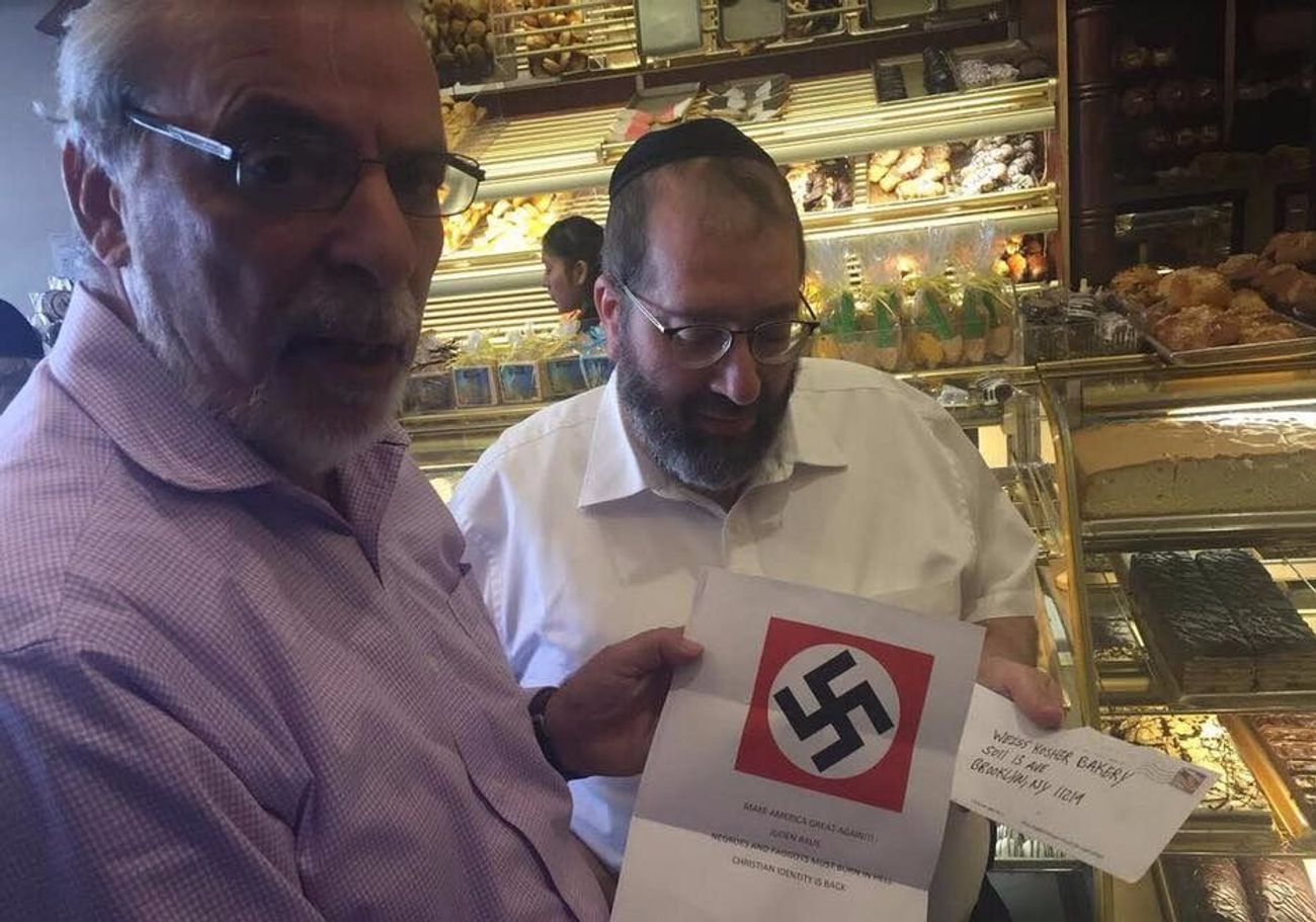 Une boulangerie casher de Brooklyn frappée par un dépliant antisémite
