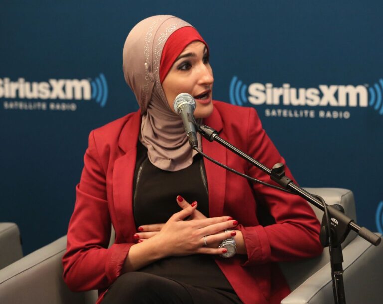 Une nouvelle école critiquée pour avoir organisé un panel sur l'antisémitisme avec Linda Sarsour