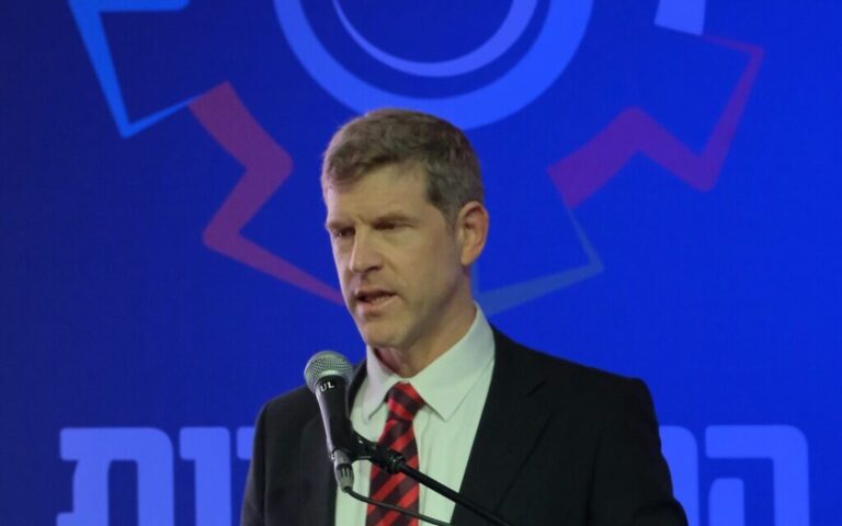 Le comptable général appelle à un consensus "durable" sur la refonte judiciaire