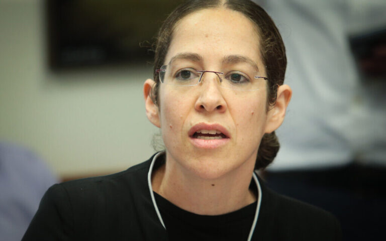 Les responsables du Trésor mettent en garde contre les effets "graves" de la refonte, notamment la baisse de la croissance