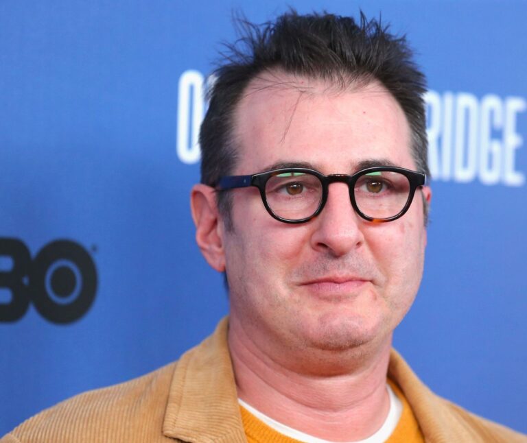 Le dramaturge Jon Robin Baitz attaqué par 'Sieg Heil' Thug