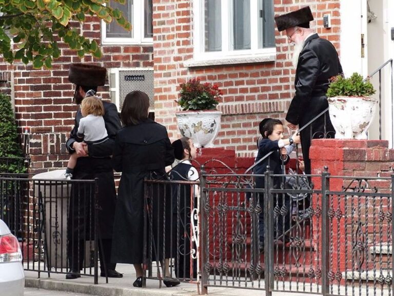 Les Juifs de Boro Park soutiennent toujours Donald Trump malgré l'antisémitisme post-électoral